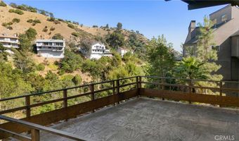 2522 Zorada Dr, Los Angeles, CA 90046