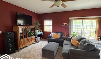 725 N E St, Albia, IA 52531