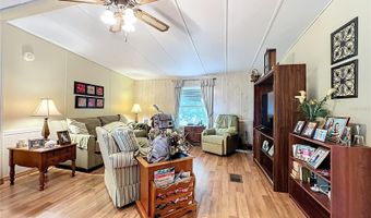 13508 PALM Dr, Astatula, FL 34705