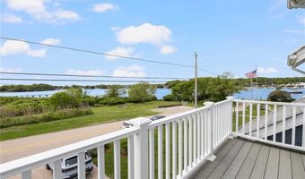 439 Wandsworth St, Narragansett, RI 02882