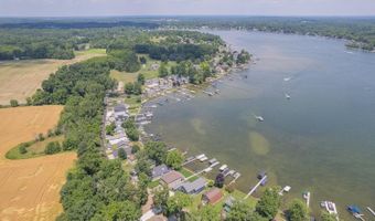 8210 Clarks Cv, Addison, MI 49220