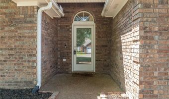 633 Meadowbrook Dr, Alma, AR 72921