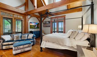 300 Eagle Point Dr, Albany, KY 42602