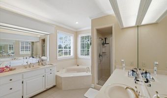 103 Woodlands Green Dr, Brandon, MS 39047