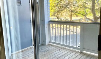 20292 BEECHWOOD Ter 201, Ashburn, VA 20147