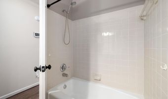 107 SHALIMAR Trce, Alabaster, AL 35007