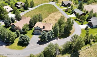 35 LUCY Cir, Alpine, WY 83128