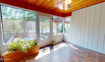 245 Lakeside Dr, Aberdeen, NC 28315