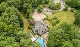 19 Elizabeth Dr, Auburn, MA 01501