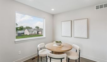 409 E Douglas Ave, Andover, KS 67002