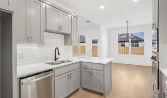 6902 SW Basswood Ave, Bentonville, AR 72713