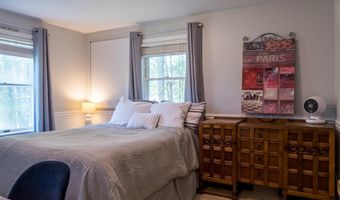9 Kennebec Cir, Bath, ME 04530
