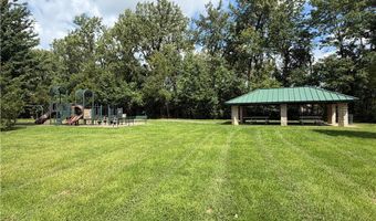 1097 Pebble Brook Dr, Columbus, OH 43240
