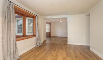 903 Park St, Alexandria, MN 56308