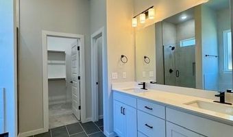 5302 SW Firethorn Ln, Bentonville, AR 72713