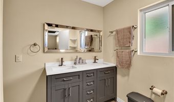 2550 W Rowland Ave, Anaheim, CA 92804