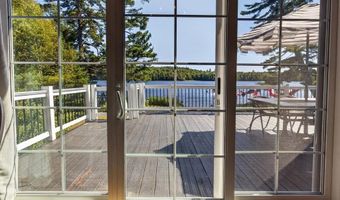 202 Bear Cove Rd, Baileyville, ME 04694