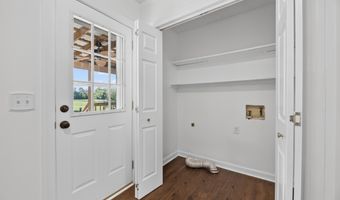 2489 Pocosin Rd, Ayden, NC 28513
