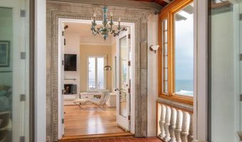 5143 Shore Dr, Carlsbad, CA 92008