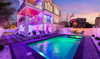 18 Mea Ln, Beach Haven, NJ 08008