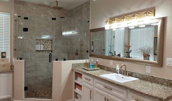 309 HICKMAN Ln, Angleton, TX 77515