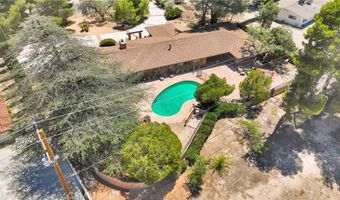 19955 Chickasaw Rd, Apple Valley, CA 92307