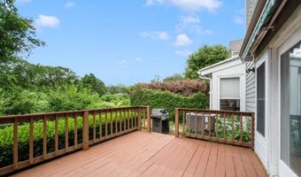 10 Heather Ln, Hopkinton, RI 02832