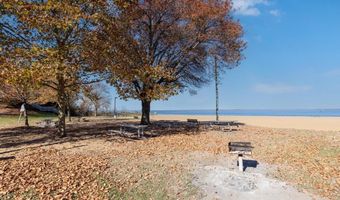 1 KENT Dr, Betterton, MD 21610