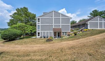 255 Portage Lakes Dr E, Akron, OH 44319