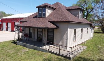 902 N Jefferson St, Ava, MO 65608