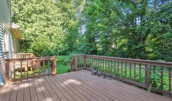 118 Stirling Pl, Burlington, VT 05408