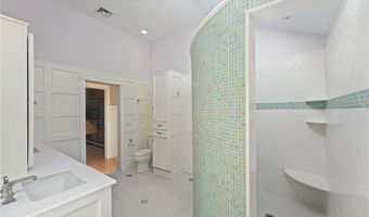 16 Hillside Rd, Cumberland, RI 02864