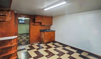 418 S 12th St, Aberdeen, SD 57401