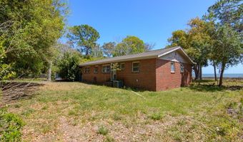 26 17th St, Apalachicola, FL 32320