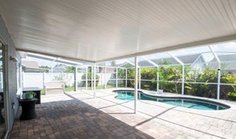 122 ISLAND WATER Way, Apollo Beach, FL 33572