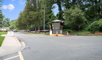 5225 POOKS HILL Rd 1824N, Bethesda, MD 20814