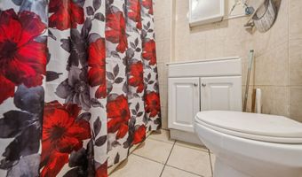 605 N 9TH St, Allentown, PA 18102