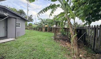 208 NW Avenue H Pl, Belle Glade, FL 33430