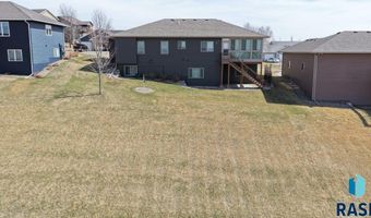 713 N Garnet Cir, Brandon, SD 57005