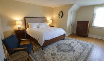 309 5th St SW, Austin, MN 55912