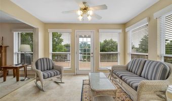 305 Arbor Glen Dr, Ballwin, MO 63021