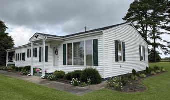 507 Narrow Shore Rd, Aydlett, NC 27916