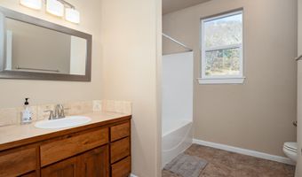 490 Conifer Way, Ashland, OR 97520
