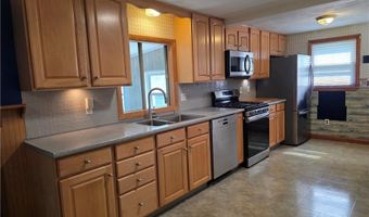 1 Hopkins Ct, Coventry, RI 02816