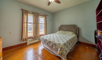 602 W ADAMS St, Abingdon, IL 61410
