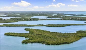 761 S BARFIELD Dr, Marco Island, FL 34145