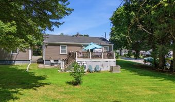 44 Desmarais St, Cumberland, RI 02864