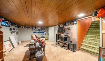 611 E 3Rd St St, Bridgewater, SD 57319