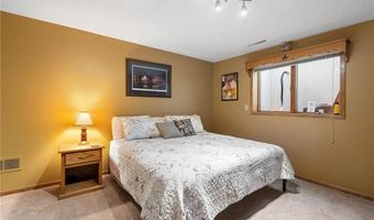1605 22nd Ave SW, Austin, MN 55912