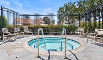 808 Caminito Azul, Carlsbad, CA 92011
